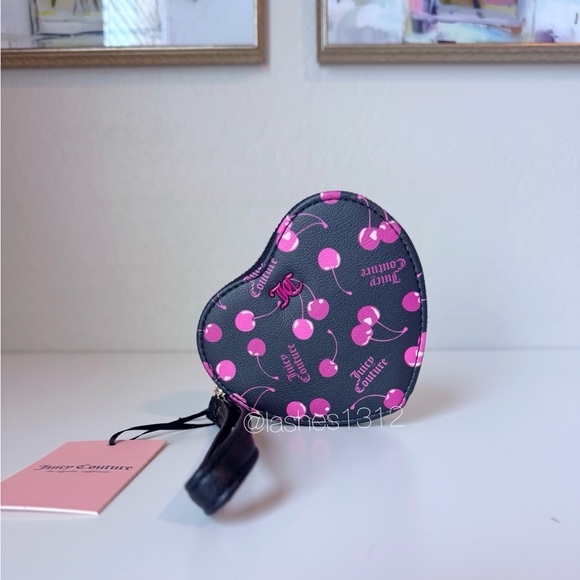 Juicy Couture Handbags - Juicy Couture Black and Pink Heart Wristlet